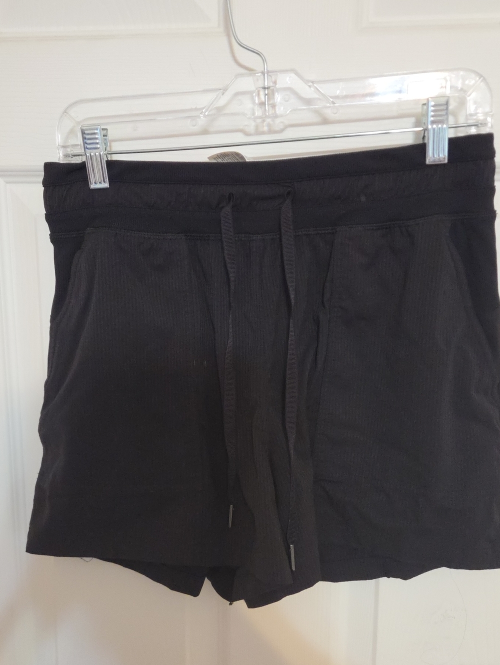 lululemon athletica Black Women's Drawstring Athletic Dance Studio shorts